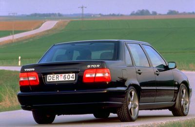 s70r-05-b.jpg